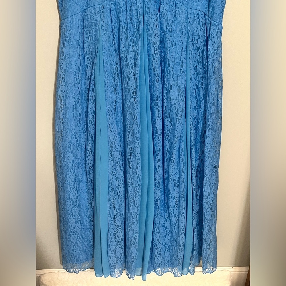 Women’s Paragon formal dress - Picture 4 of 9